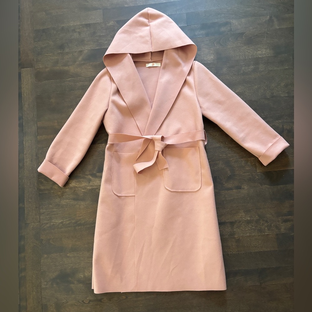 Trendy Pink Hooded lightweight coat/over-piece